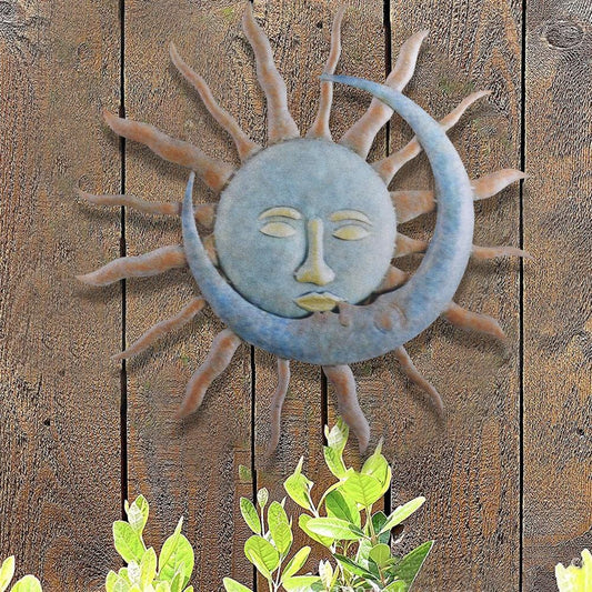 Décoration Murale Extérieure " Le Baiser des Astres "