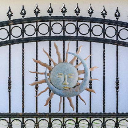 Décoration Murale Extérieure " Le Baiser des Astres "