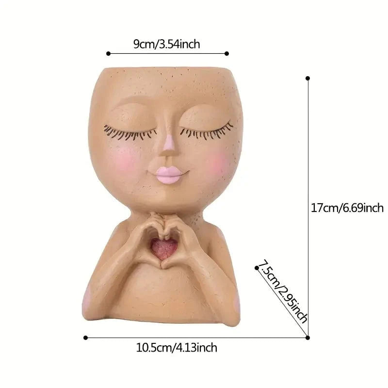 Dame Cœur Moderne : Pot de Fleurs Artistique pour une Touche d'Amour