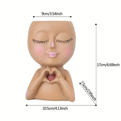 Dame Cœur Moderne : Pot de Fleurs Artistique pour une Touche d'Amour