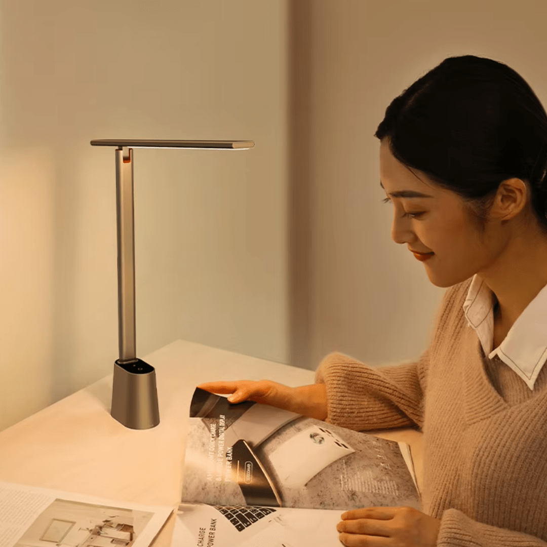 Lampe de Bureau LED Moderne