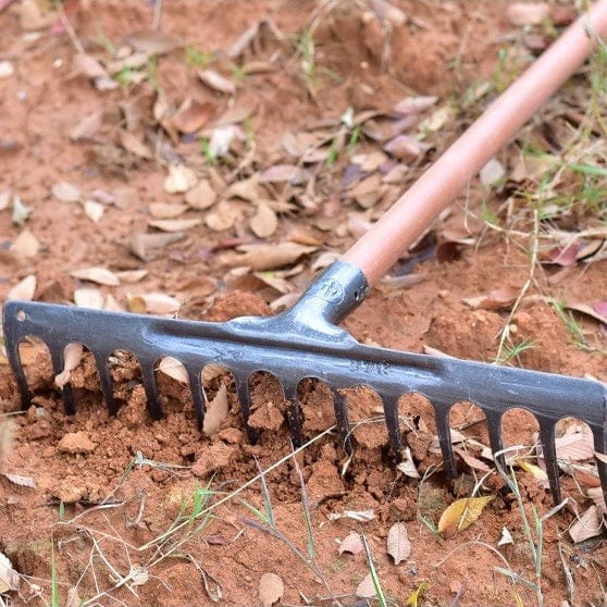 Râteau en Acier Indestructible